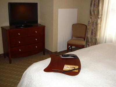 фото отеля Hampton Inn Lewisburg