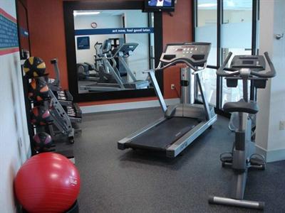 фото отеля Hampton Inn Lewisburg