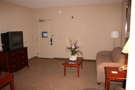 фото отеля Hampton Inn Lewisburg
