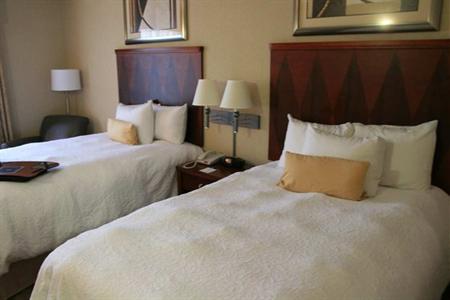фото отеля Hampton Inn Lewisburg