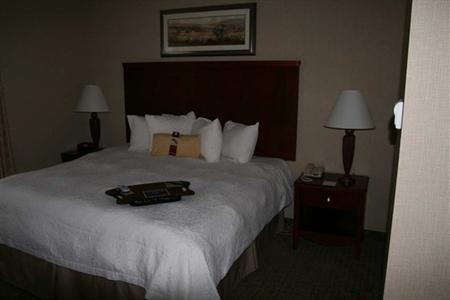 фото отеля Hampton Inn Lewisburg