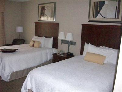фото отеля Hampton Inn Lewisburg