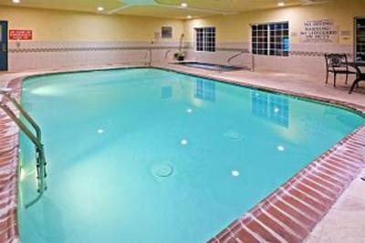 фото отеля Country Inn & Suites Valparaiso (Indiana)