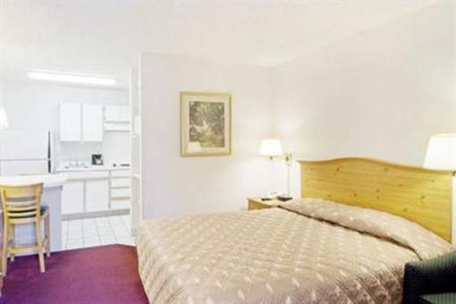 фото отеля Extended Stay America - San Diego - Sorrento Mesa