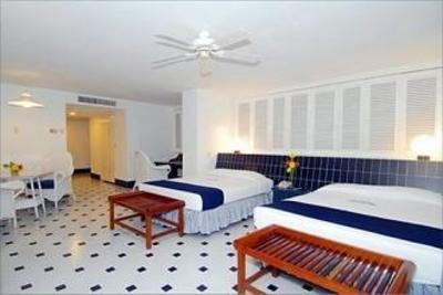 фото отеля Elcano Hotel