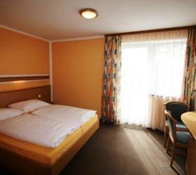 фото отеля Berghof Baumgartner Pension Obernberg am Inn