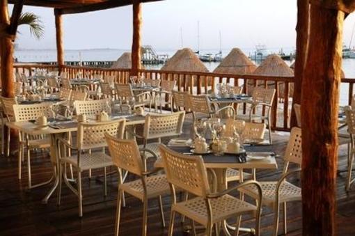 фото отеля Holiday Inn Cancun Arenas