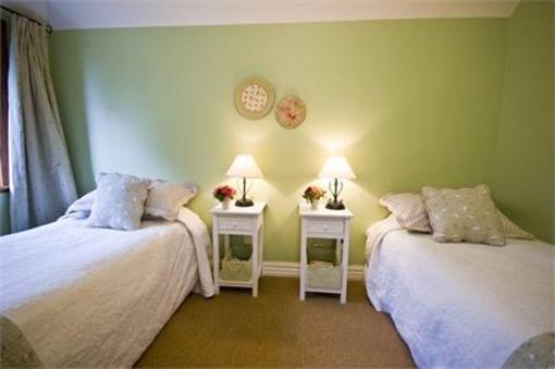 фото отеля The Walnut Tree B&B