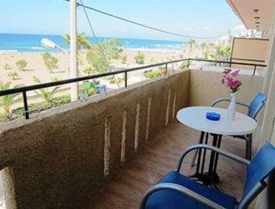 фото отеля The Sea View Apartments
