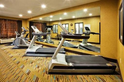 фото отеля Holiday Inn Express Hotel & Suites Limerick