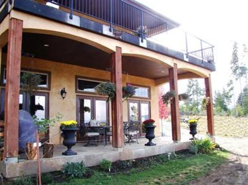 фото отеля Malahat View Guesthouse