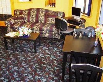 фото отеля Wakota Inn and Suites