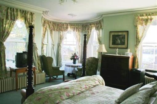 фото отеля Boscawen Inn