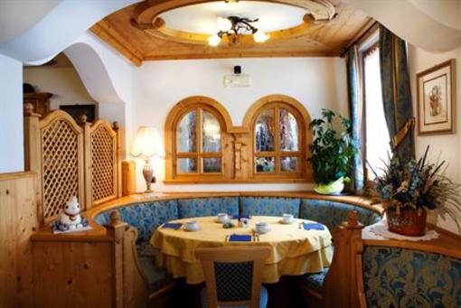 фото отеля Hotel Garni Laura