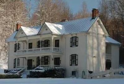 фото отеля Mountain Rose Inn