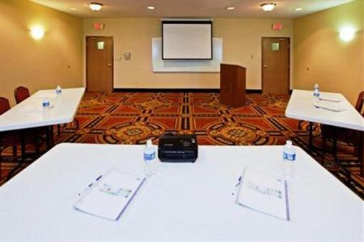 фото отеля Holiday Inn Express Corydon