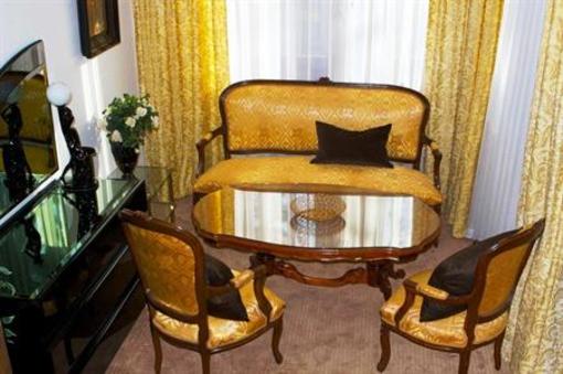 фото отеля Schwarz Wienarwald Appartements Baden
