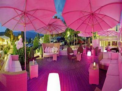 фото отеля Hotel Lowenhof