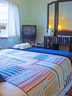 фото отеля Tudor House Inn
