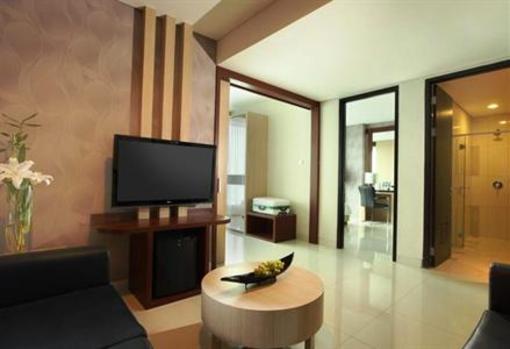 фото отеля Hotel Santika Tasikmalaya