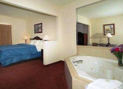 фото отеля Comfort Suites Jefferson City