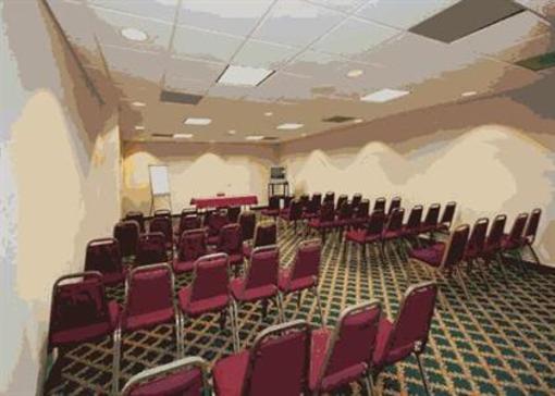 фото отеля Howard Johnson Inn & Suites Hobby Airport