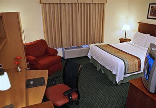 фото отеля Towneplace Suites Fredericksburg