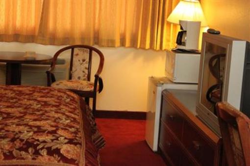 фото отеля International Hotel Lynnwood