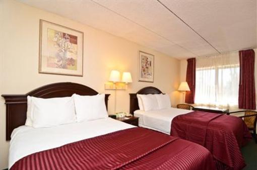 фото отеля Best Western Princeton Manor Inn & Suites South Brunswick