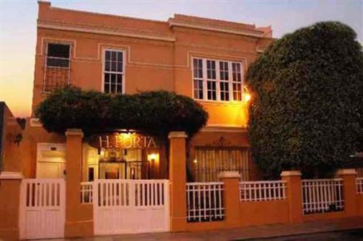 фото отеля Hostal Porta Lima