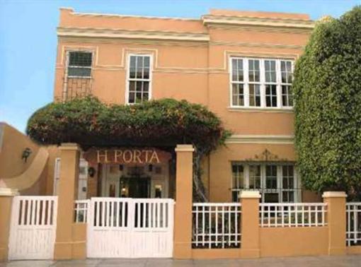 фото отеля Hostal Porta Lima