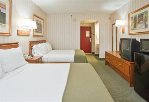фото отеля Holiday Inn Express Frazer Malvern