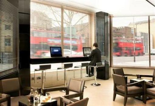 фото отеля Hotel UniLodge Melbourne on Flinders