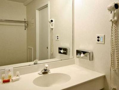 фото отеля The Clarion Hotel and Conference Center