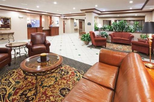 фото отеля Holiday Inn Express Hotel & Suites Dallas Lewisville