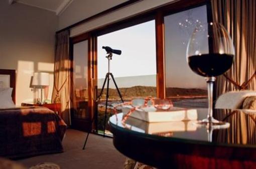фото отеля Schulphoek Seafront Guesthouse Hermanus