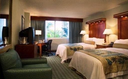 фото отеля Hilton Fort Lauderdale Airport