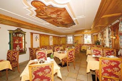 фото отеля Hotel Edelweiss Garmisch-Partenkirchen