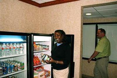 фото отеля Hampton Inn & Suites Merriam