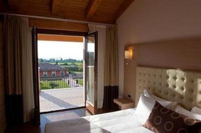 фото отеля Hotel Parchi del Garda Lazise