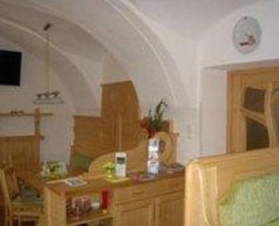 фото отеля Gasthaus Backhendlstation Pfandlstubn
