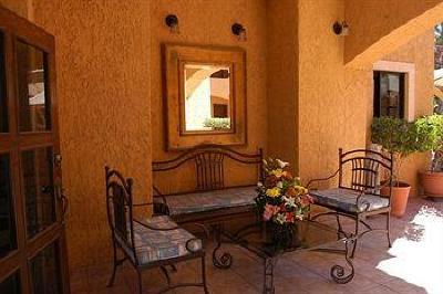 фото отеля Hacienda Suites Loreto