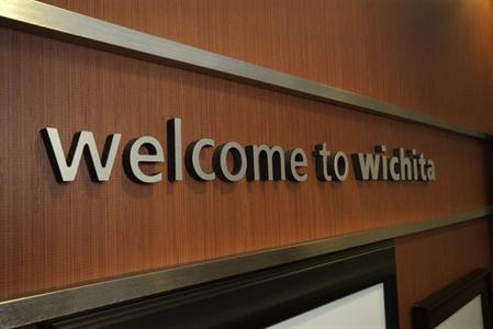 фото отеля Hampton Inn & Suites Wichita-Northeast