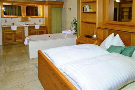 фото отеля Thermen Hotel Apollo Bad Fussing