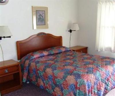 фото отеля Best Budget Inn Carthage