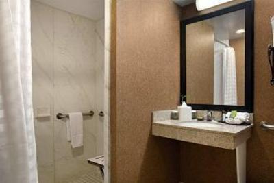 фото отеля Embassy Suites Denver-International Airport
