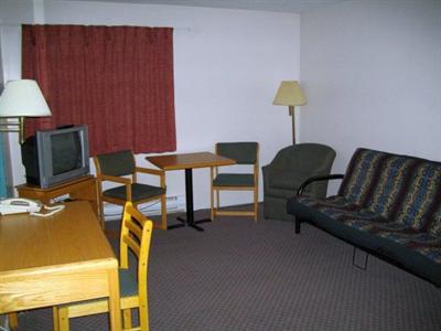 фото отеля Economy Inn Prince George
