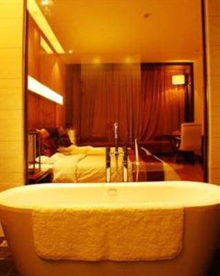 фото отеля Qishu Fairyland Zhongkun lnternational Hotel