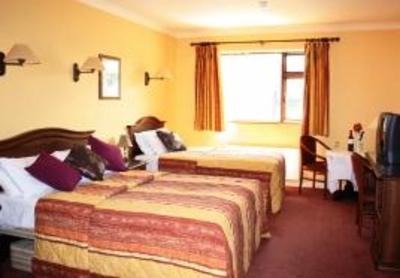 фото отеля The Castle Gate Hotel Athenry