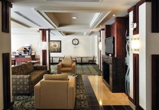 фото отеля Holiday Inn Express Hotel & Suites Ottawa Airport